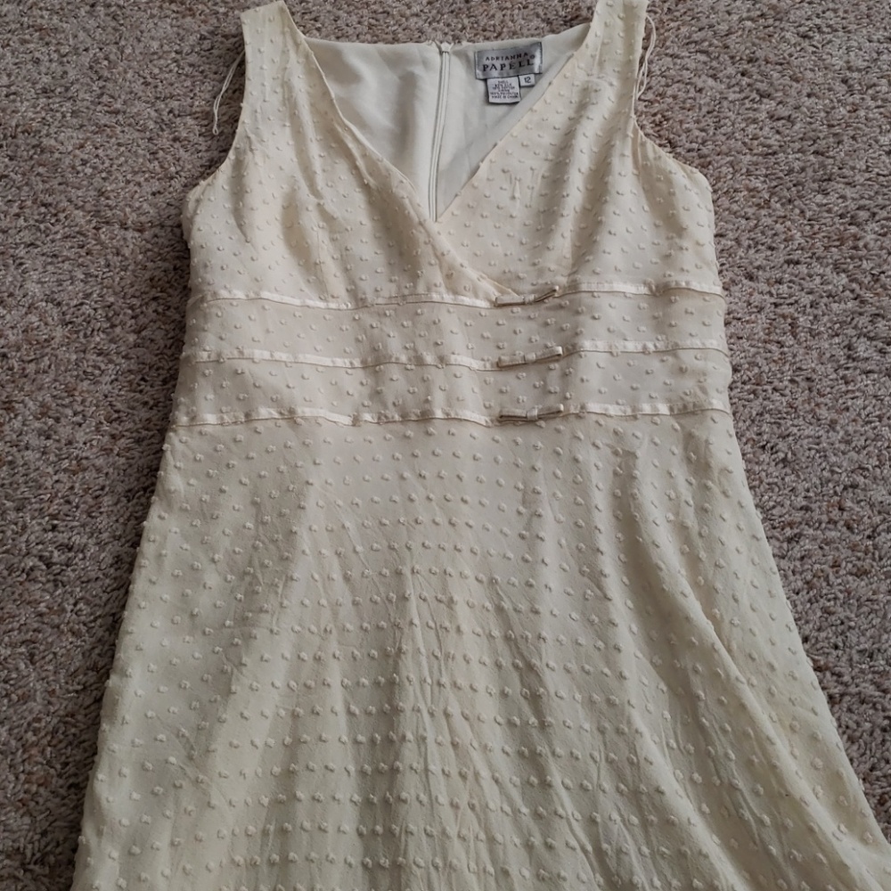 Adrianna Papell romantic silk dress s. 12 ivory